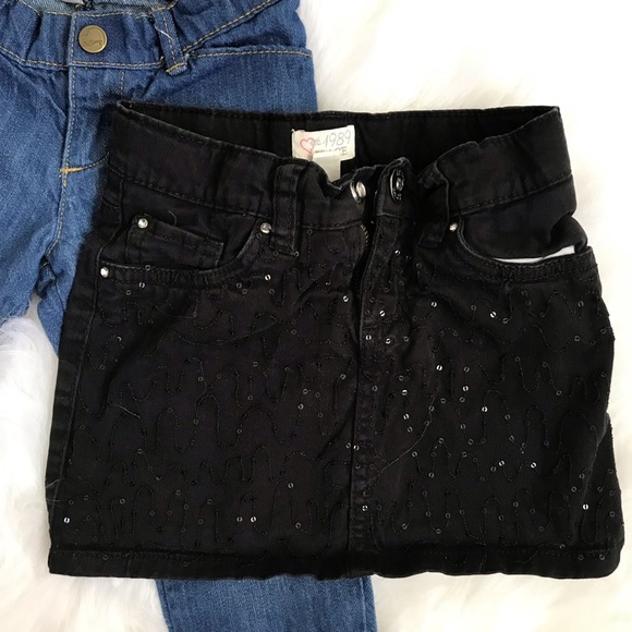 Girls Bottoms Bundle: Shorts, Jeans, Skirt size 5 - Picture 4 of 4